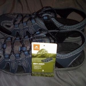 Men's Ozark Trail sz 9 Sandals